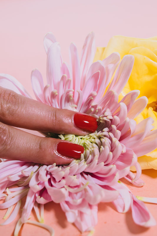 7 Ways to Strengthen Your Nails