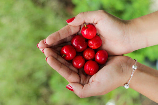 5 Foods that Strengthen and Grow Your Nails